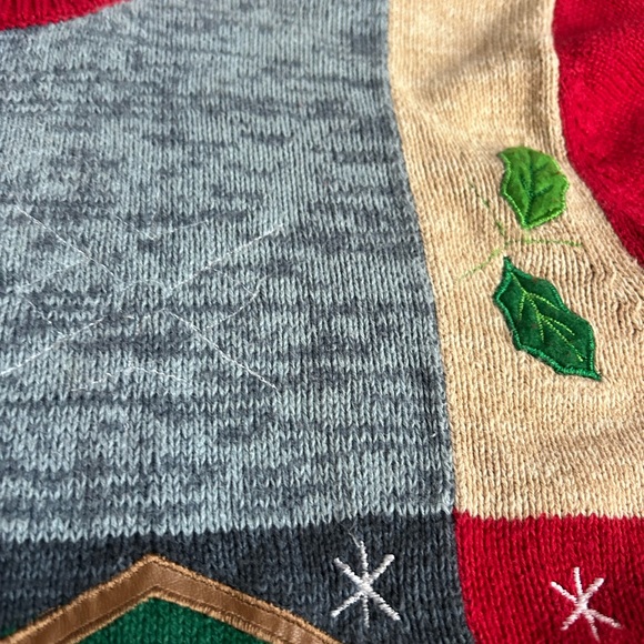 Vintage Christmas patchwork sweater - Picture 7 of 10